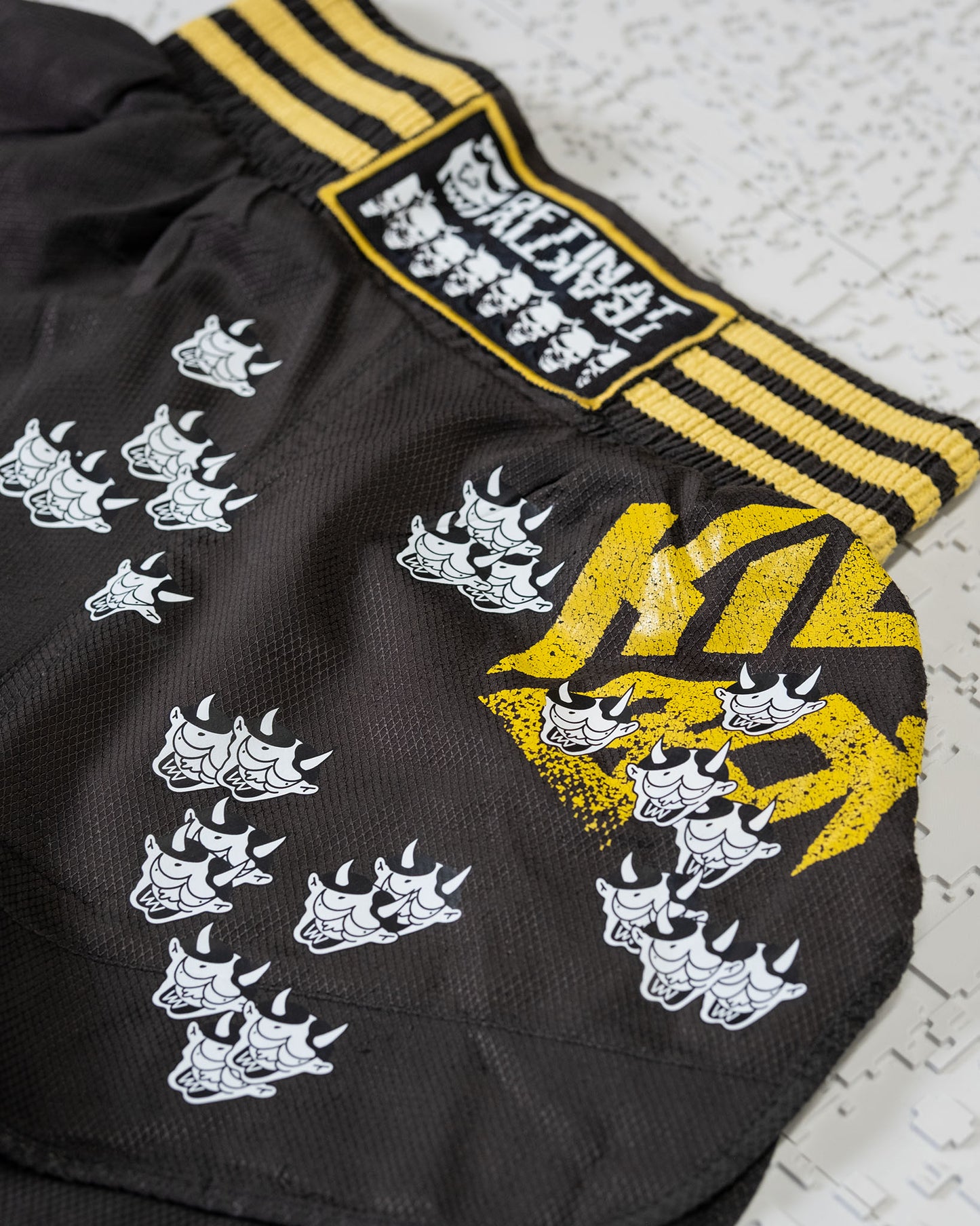 SHORT (05)