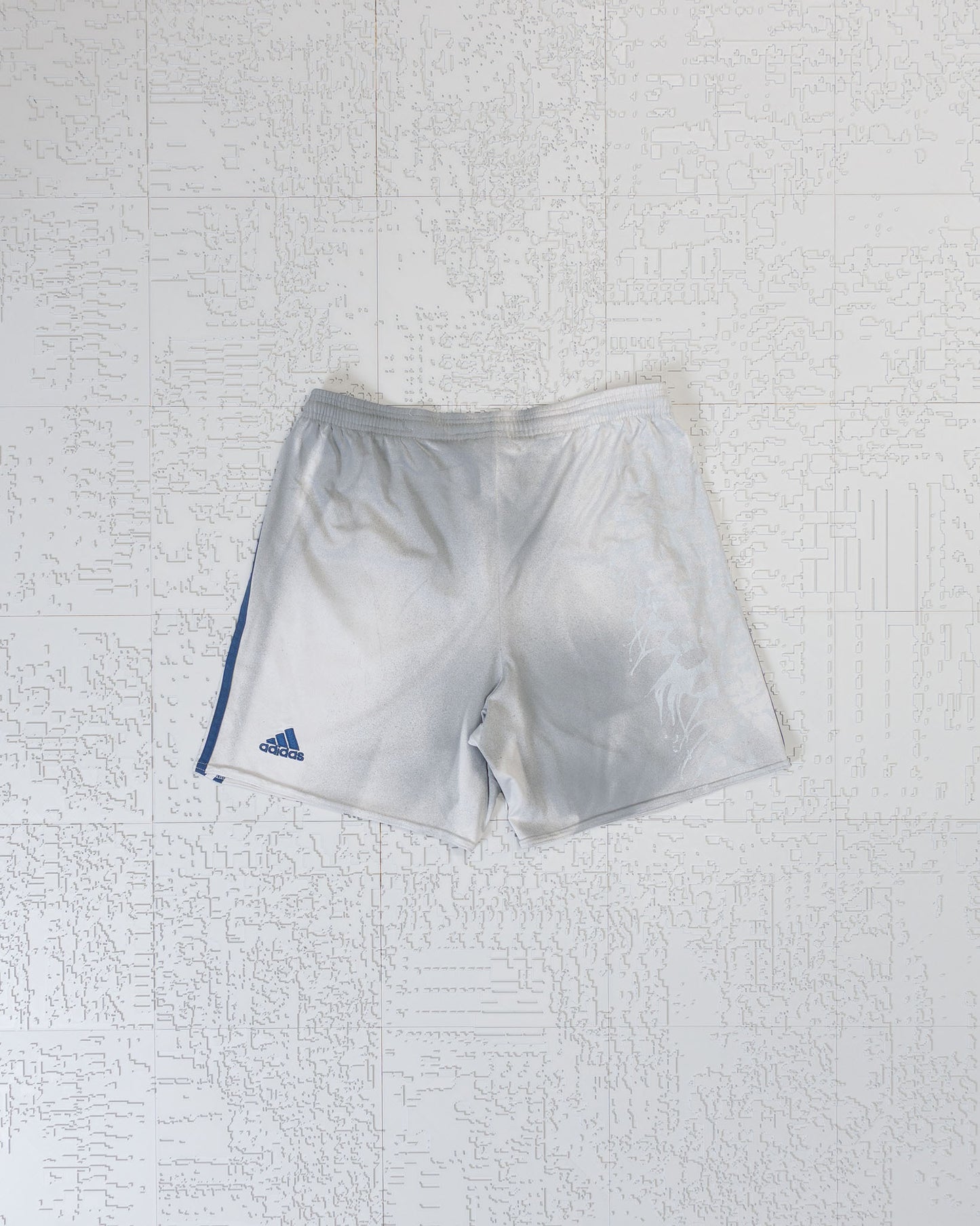 SHORT (08)