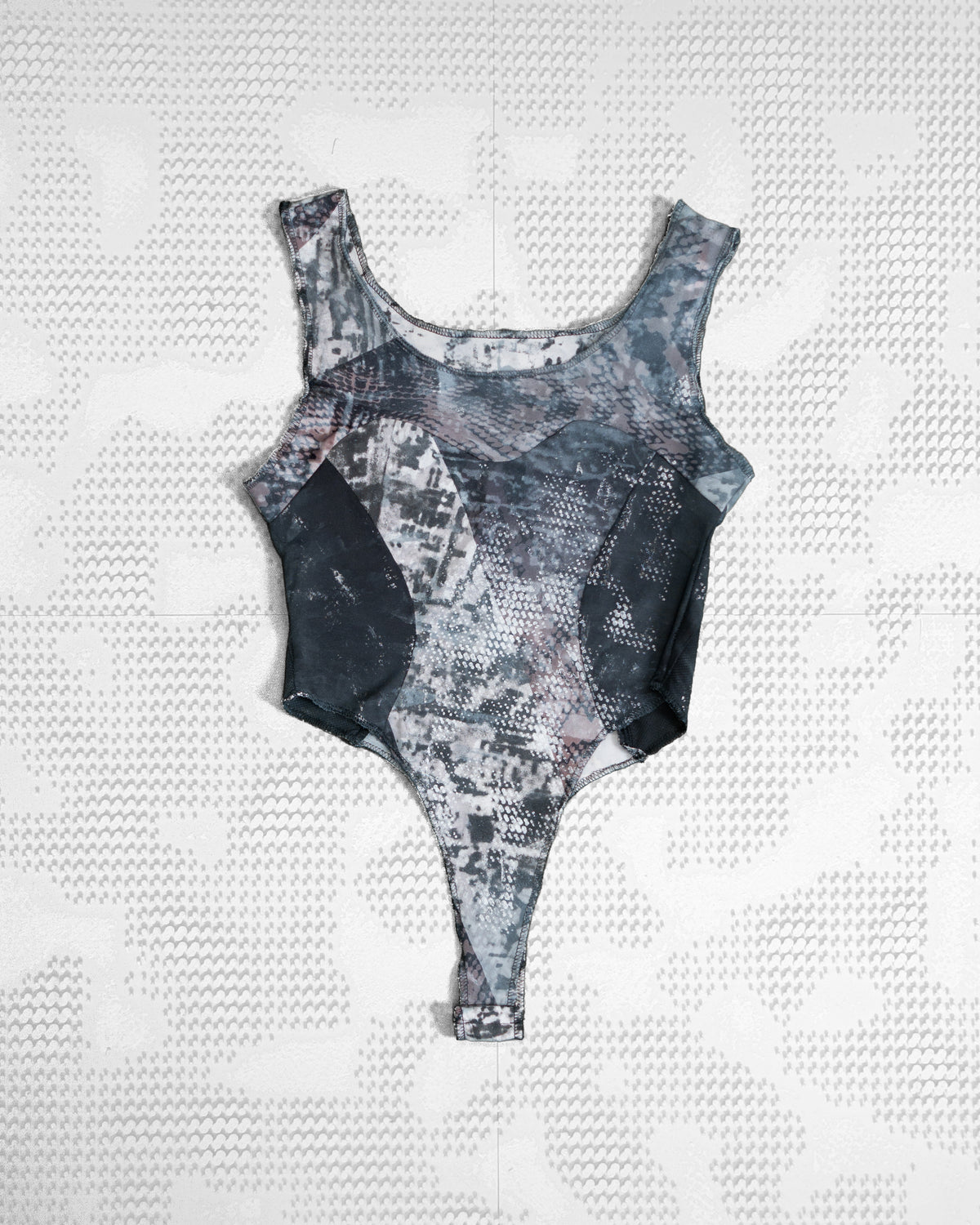 COLLAB BODY (04)
