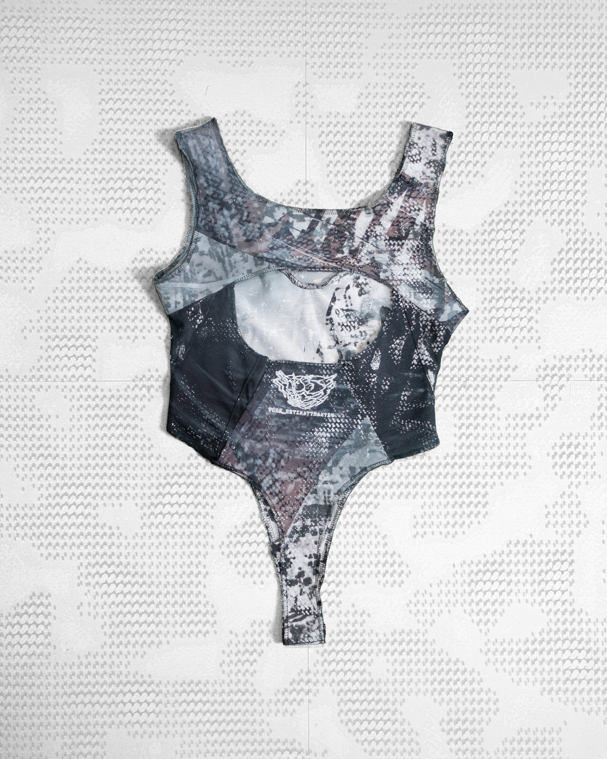 COLLAB BODY (04)