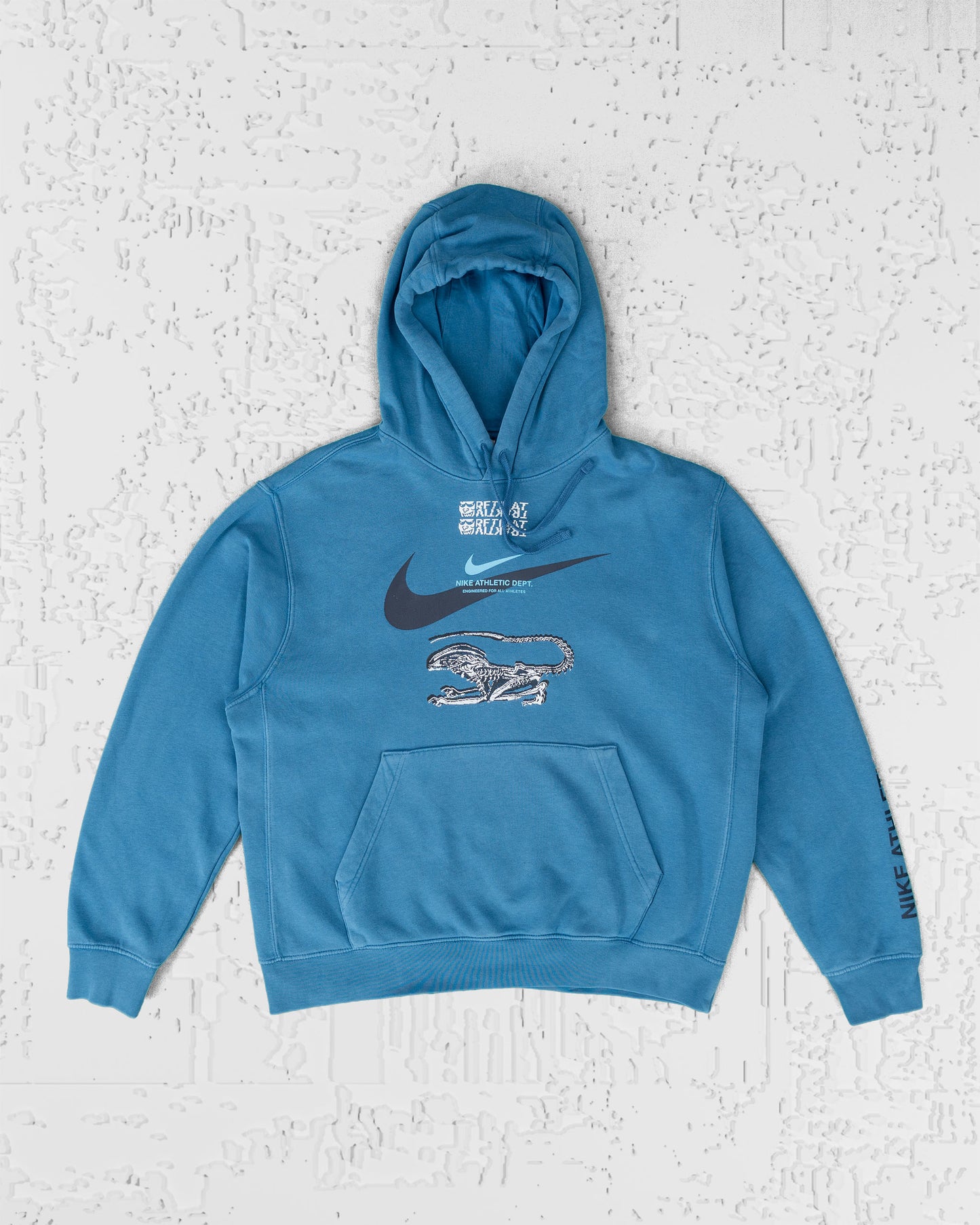 HOODIE (01)