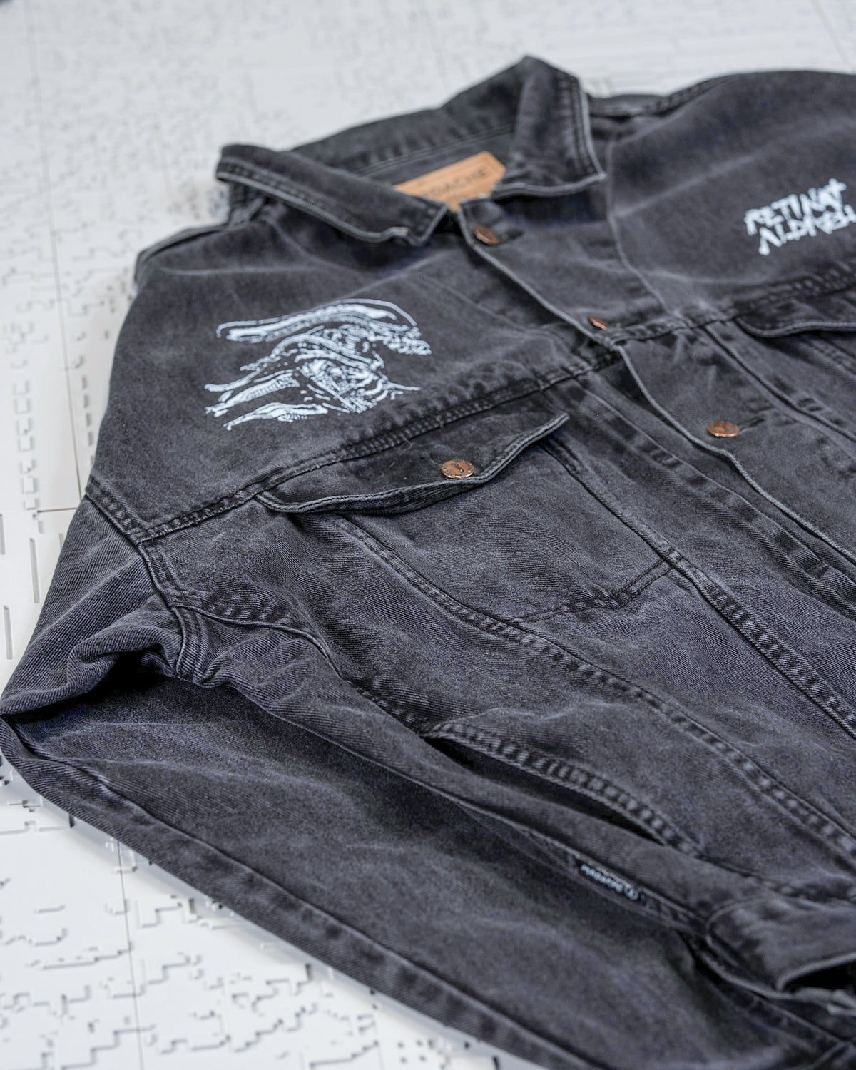 DENIM JACKET (01)